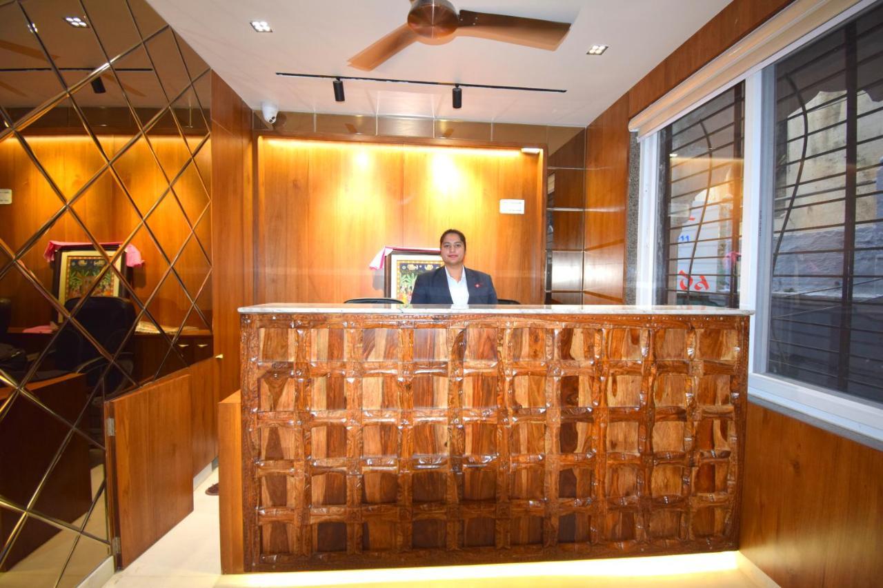 The Sky Imperial Hotel Sugam - 10 Meters From Shrinathji Temple Nathdwara Exterior photo