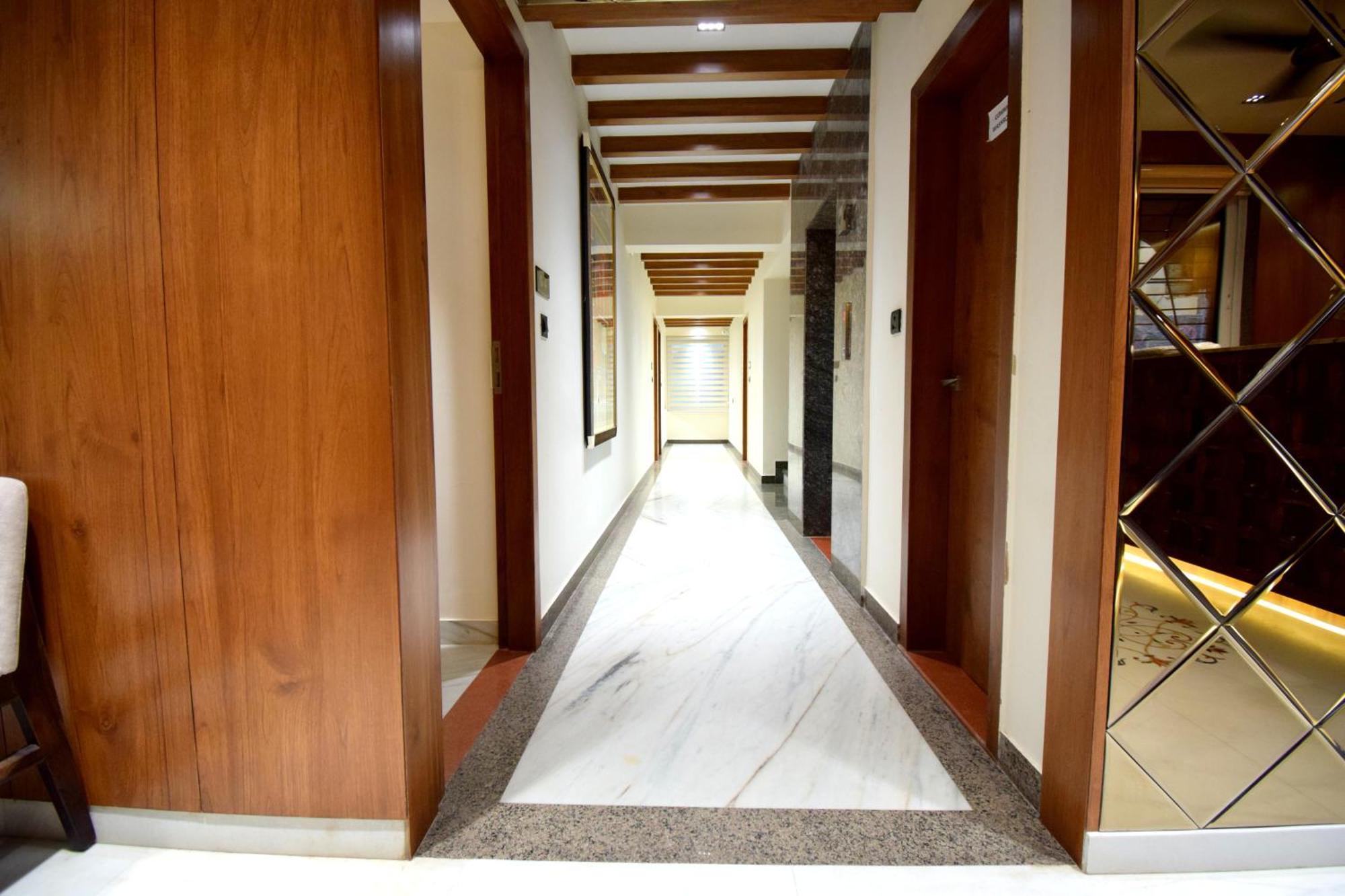The Sky Imperial Hotel Sugam - 10 Meters From Shrinathji Temple Nathdwara Exterior photo